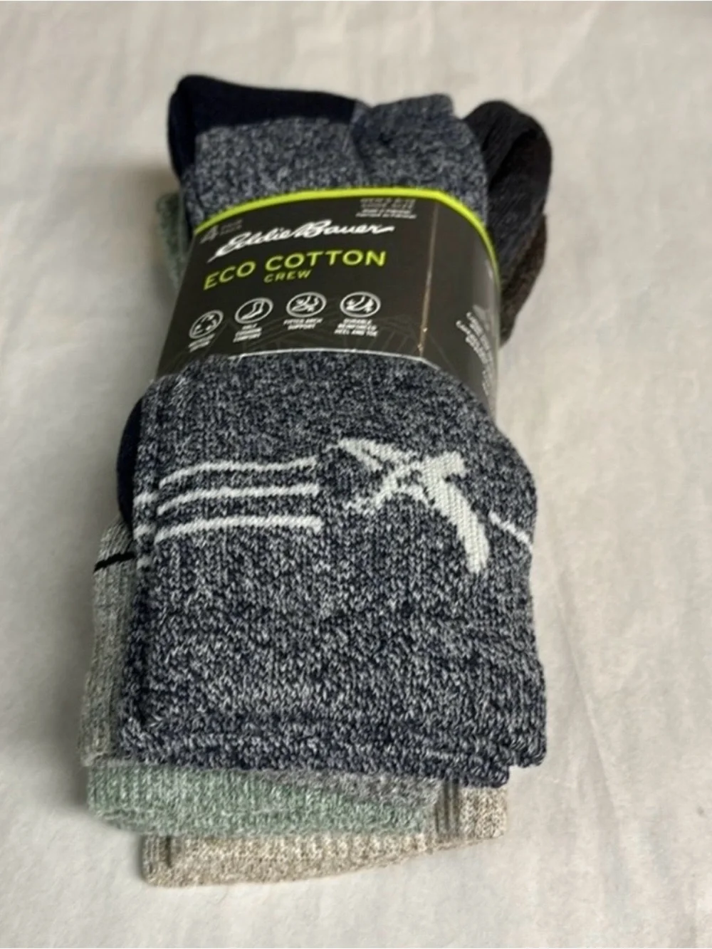 New Eddie Bauer Socks Men’s 4 Pair Multicolor Eco Cotton Crew Outdoors Casual